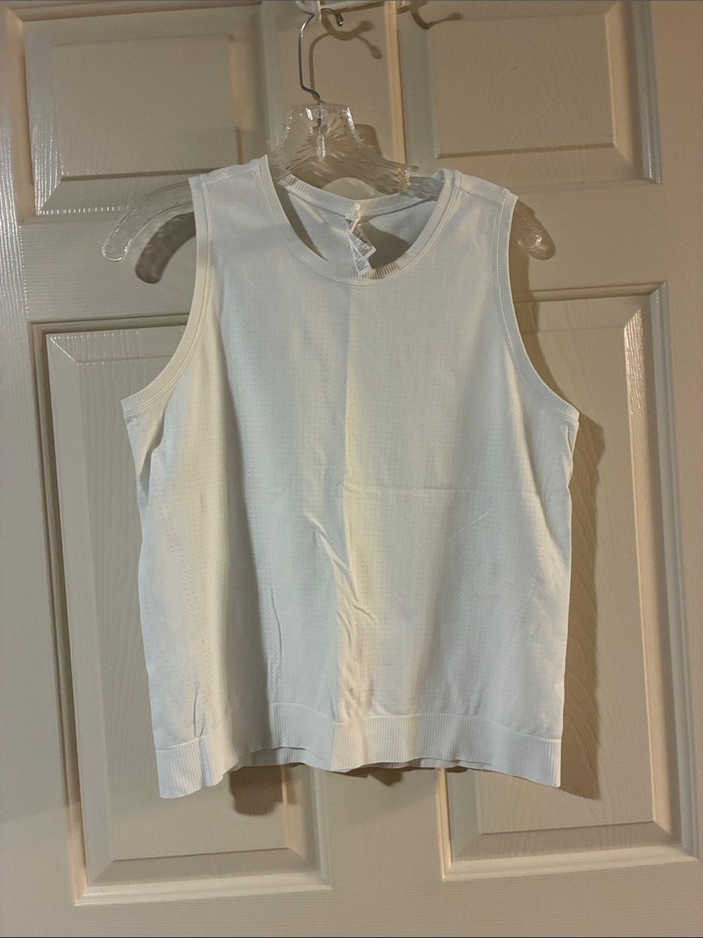 Athleta White Sleeveless Performance Crop Tank